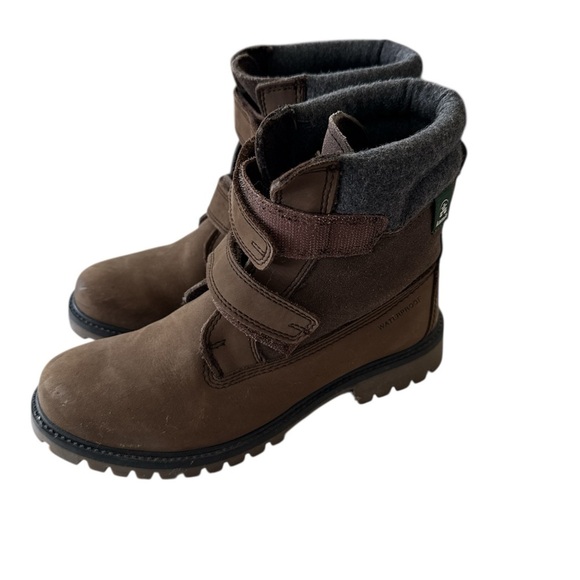 Kamik Brown Ankle Boots Rugged Weather-Resistant Design - Picture 6 of 8